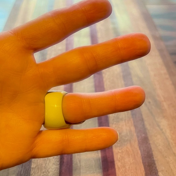 Enamel Skull Ring / Sz 6 - Picture 7 of 8